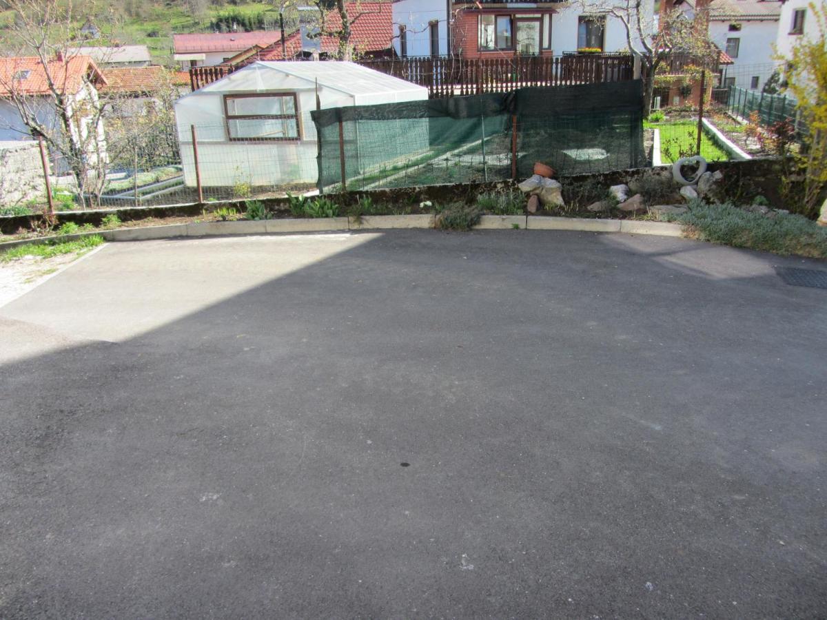 Apartma Vilma โคบาริด ภายนอก รูปภาพ