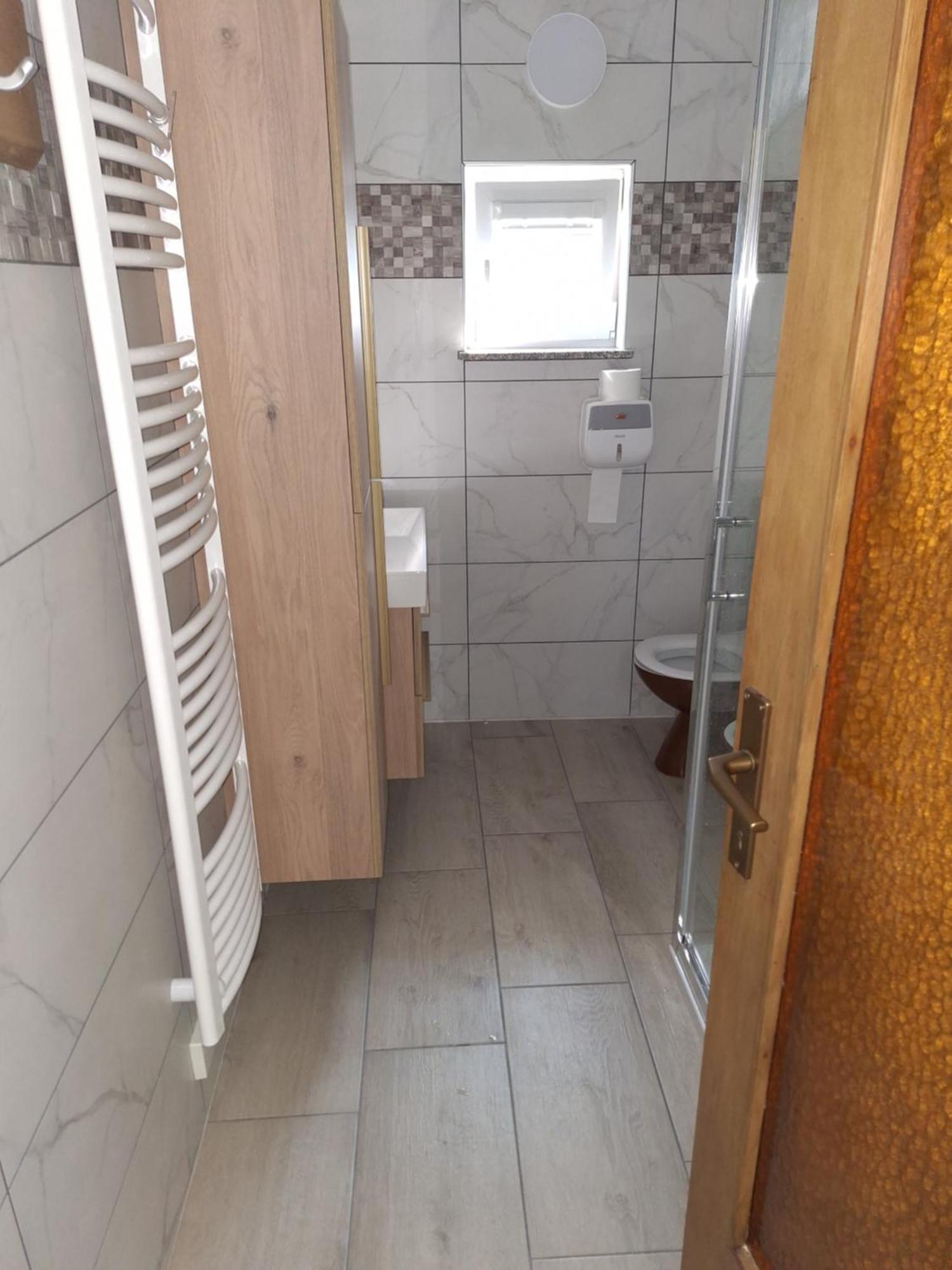 Apartma Vilma โคบาริด ภายนอก รูปภาพ